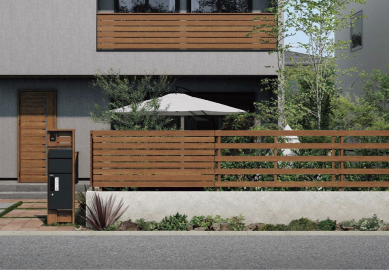 【エクステリア空間の専門家】「隣地境界」と「道路沿い」の目隠しフェンス、プランの考え方や工夫 ウチソトスタイル