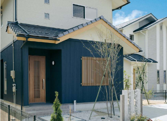 防犯や換気、目隠し、おしゃれな外観を叶える面格子リフォーム。メリットや種類、選び方のポイントとは？