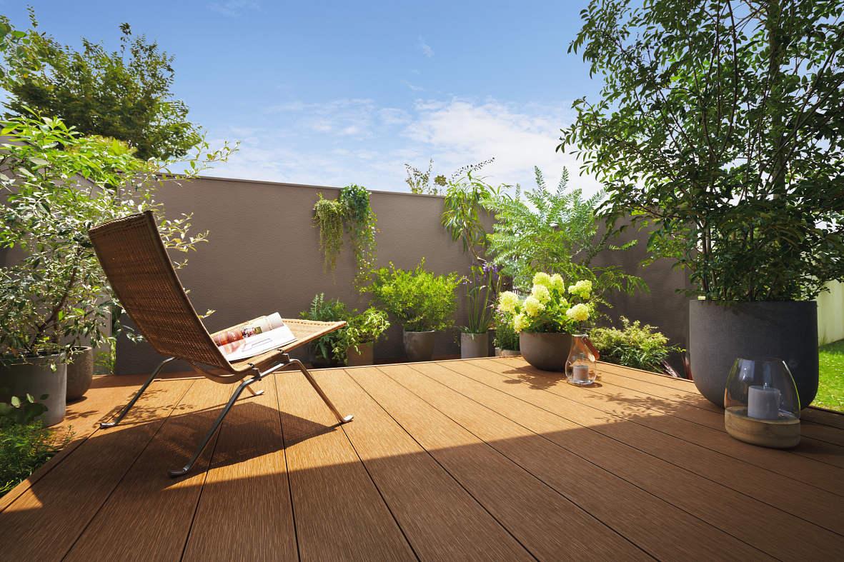 毎朝、庭に出る暮らし。健康習慣が続くエクステリア空間のつくり方