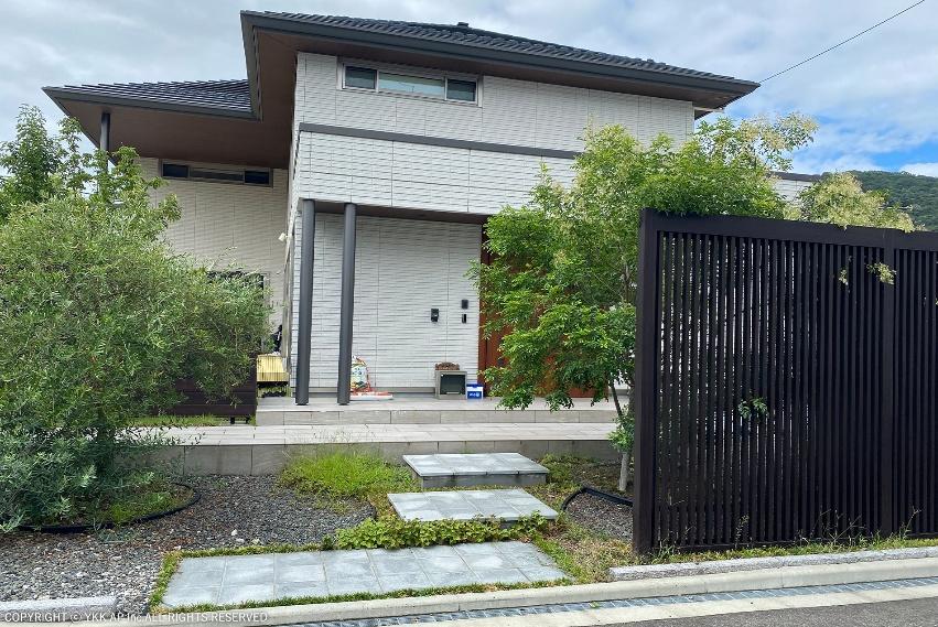 わが家の外構とエクステリア、何が足りない？リフォーム施工事例で見る劇的変化【YKK AP2025年コンテスト入賞作品より】