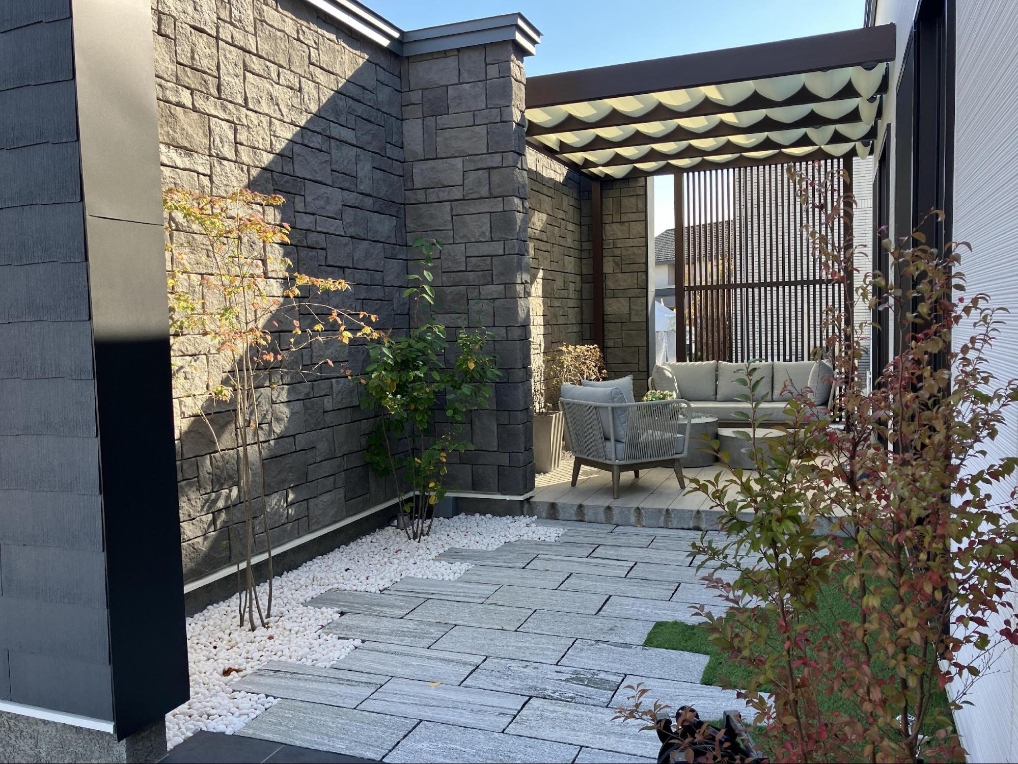 モデルハウスが素敵な理由、プロの工夫に学ぶ外構デザイン施工事例【YKK AP2025年コンテスト入賞作品より】