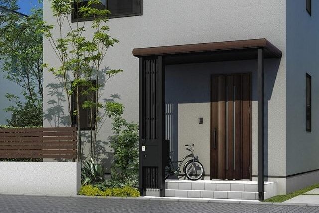 屋根と目隠しフェンスでつくる、おしゃれで快適な玄関アプローチ